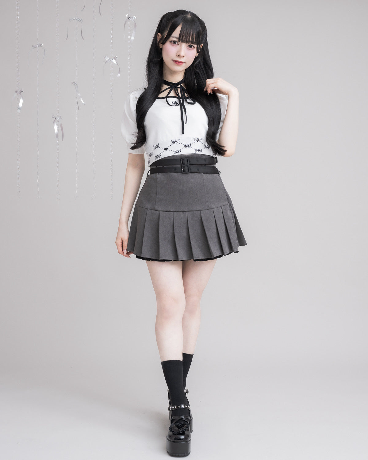 モデル身長：155cm/着用カラー:ホワイト