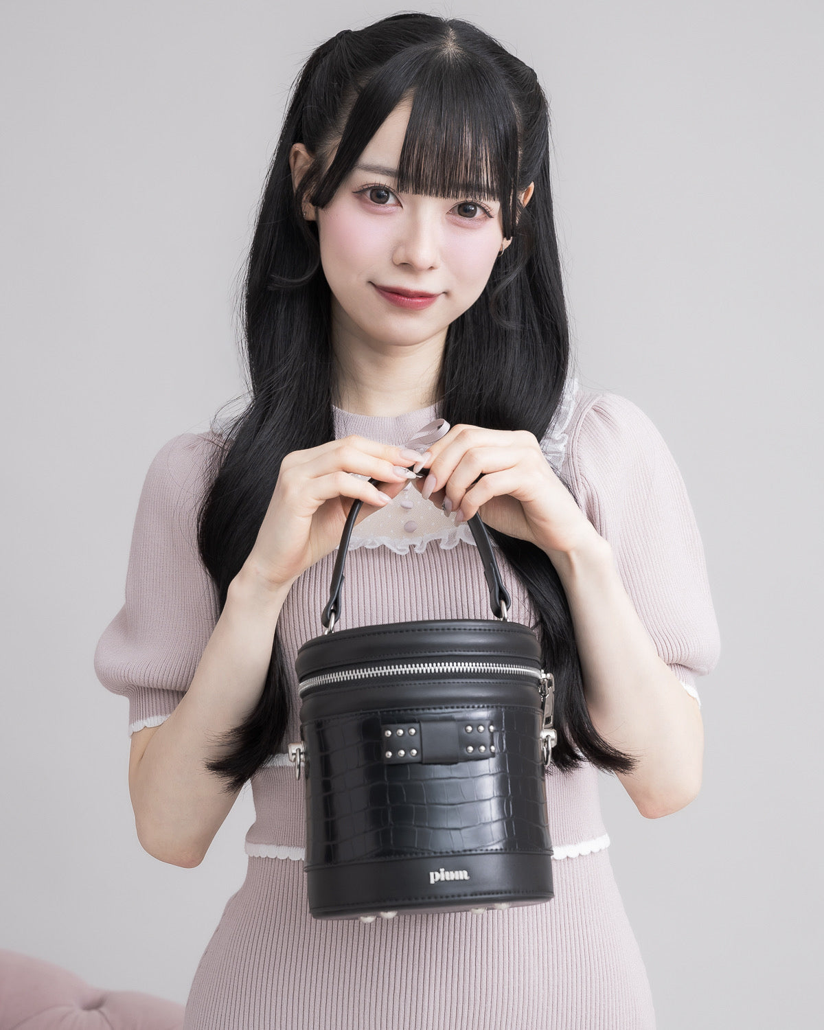 カラー:ブラック