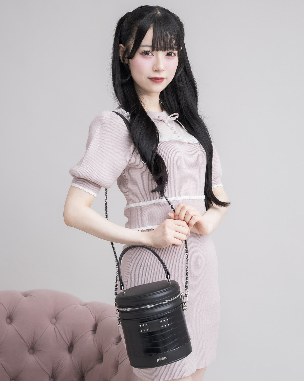 カラー:ブラック