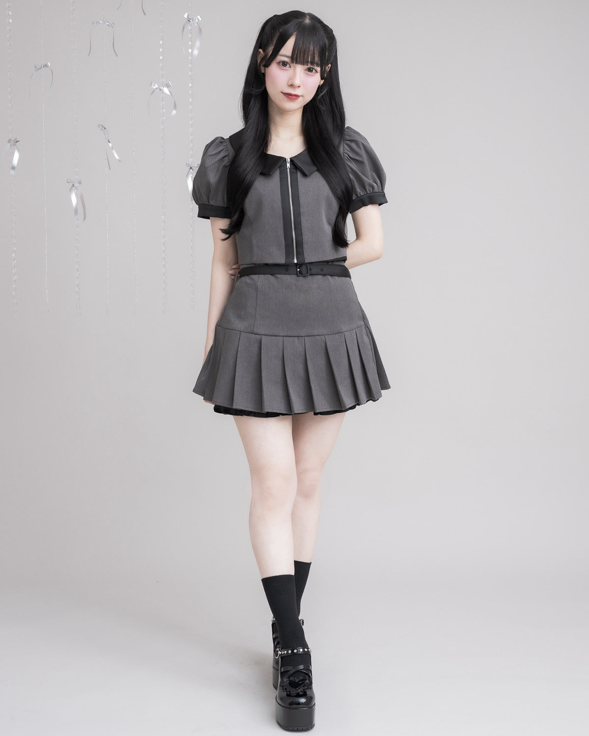 モデル身長：155cm/着用カラー:チャコール