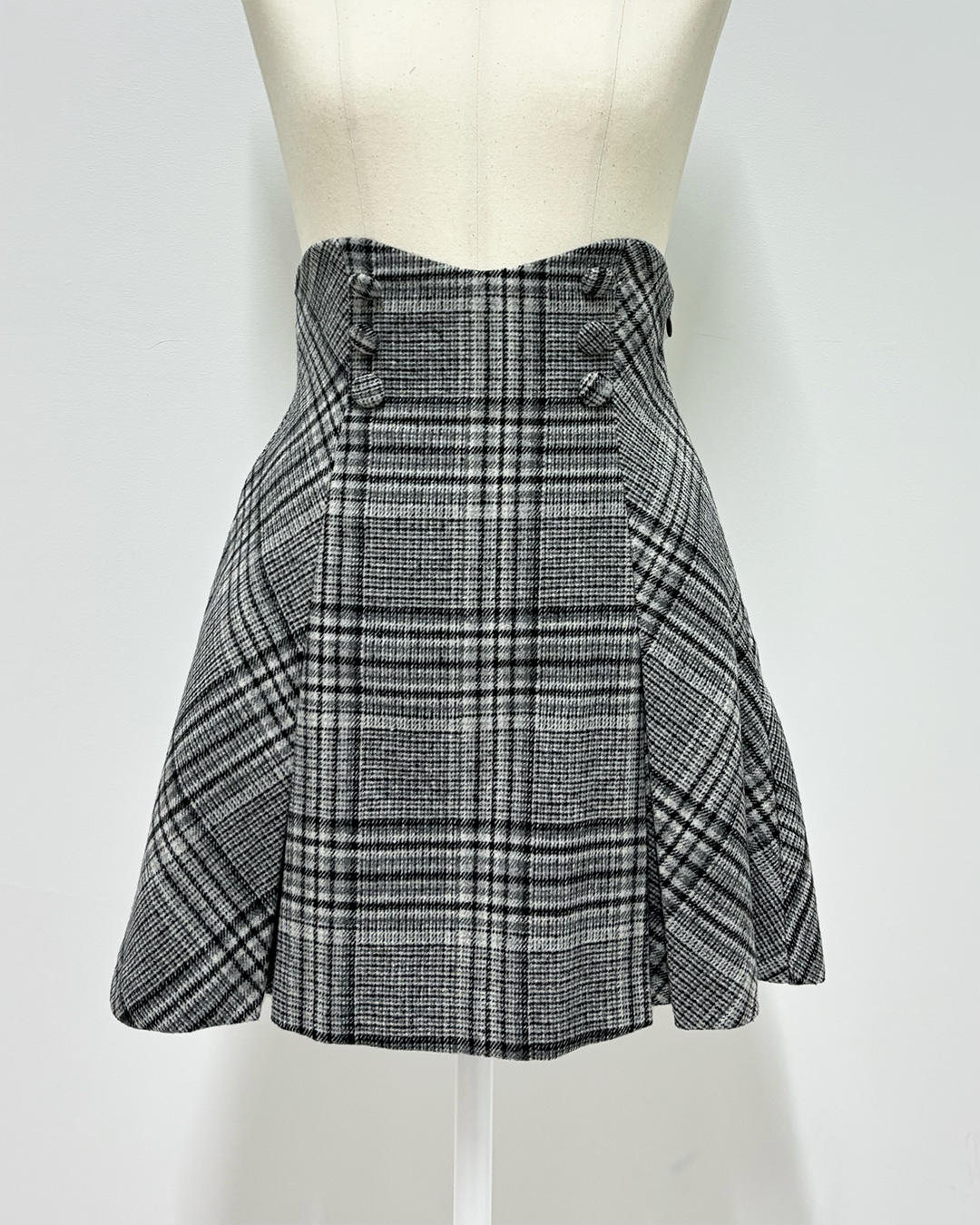 カラー:グレーチェック