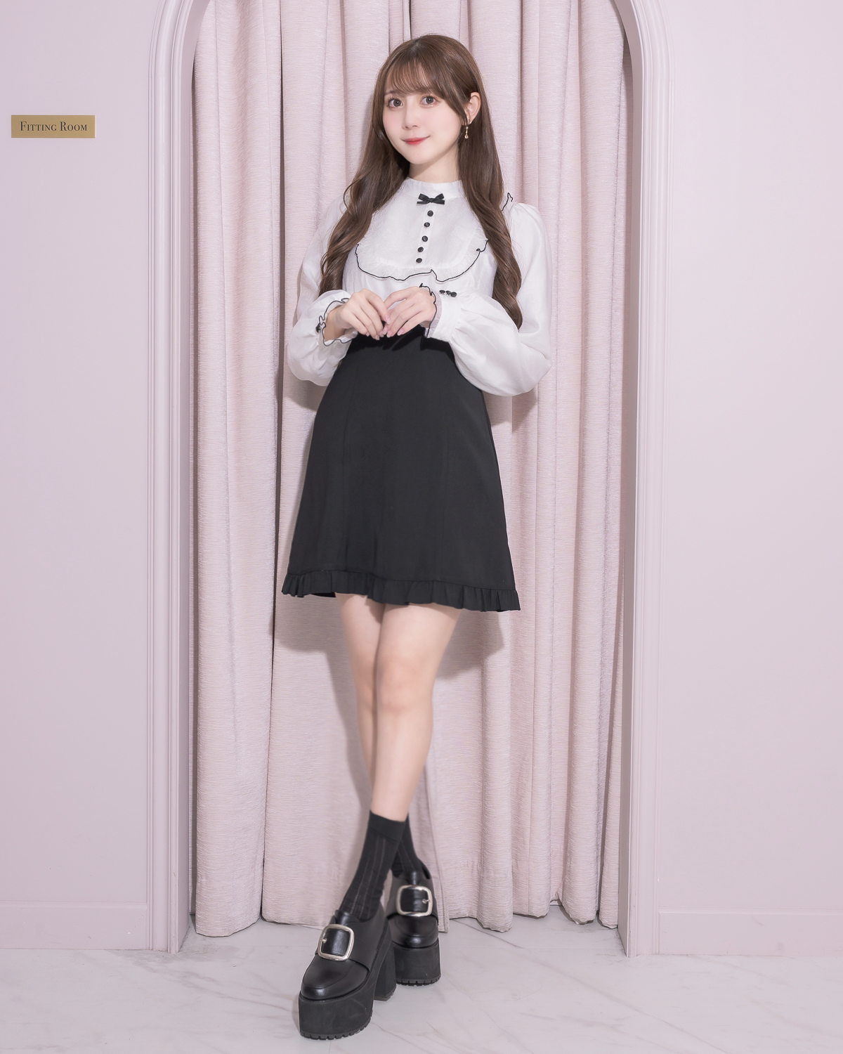 モデル身長:159cm/着用カラー:ホワイト