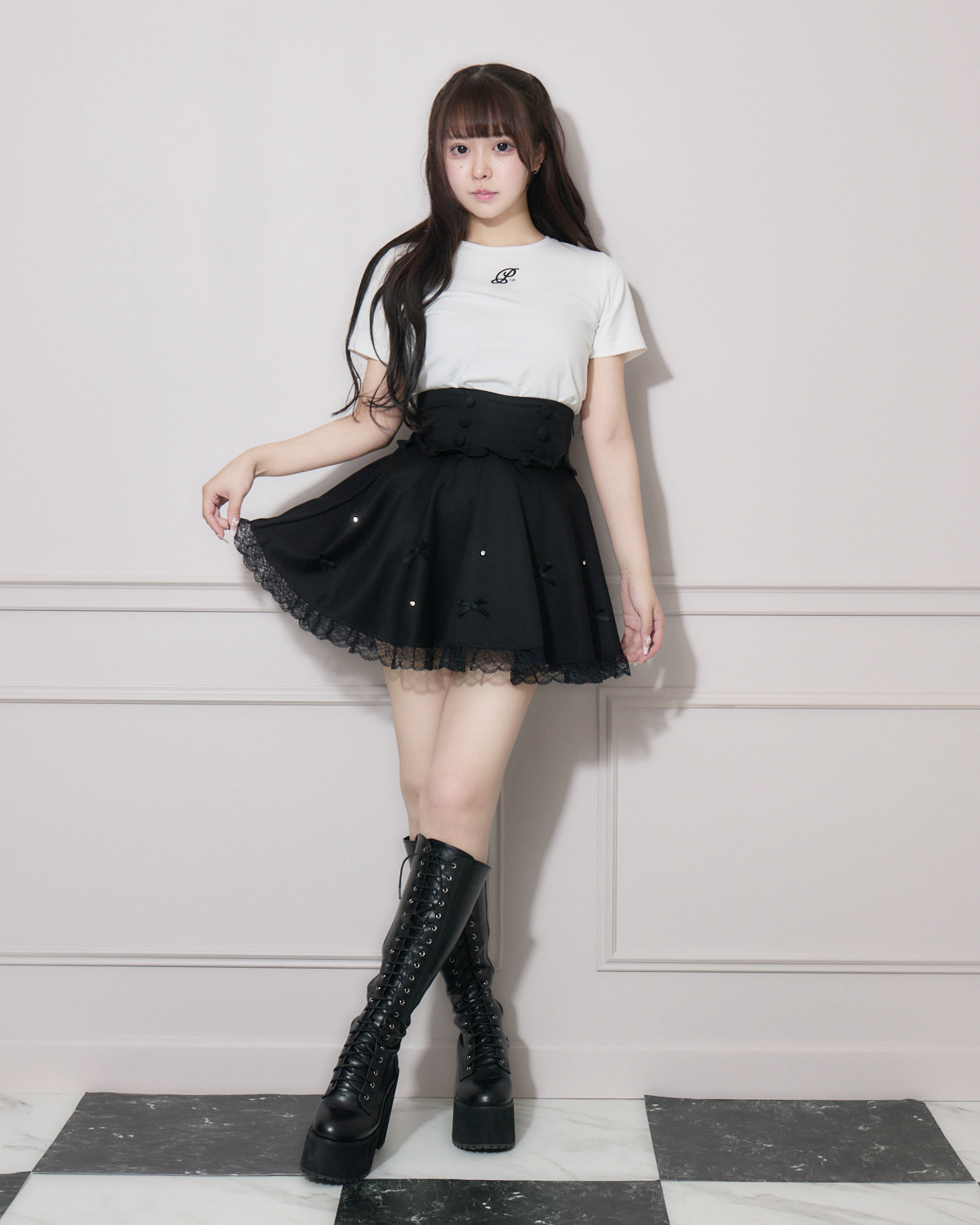 モデル身長:157cm/着用カラー:ブラック