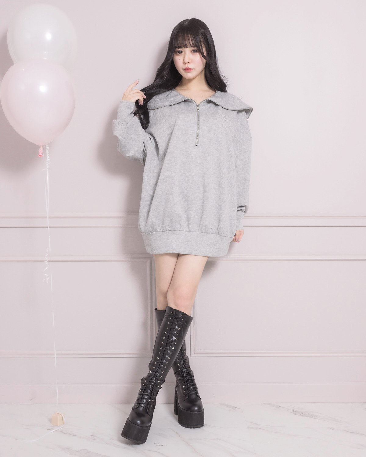 モデル身長:157cm/着用カラー:グレー