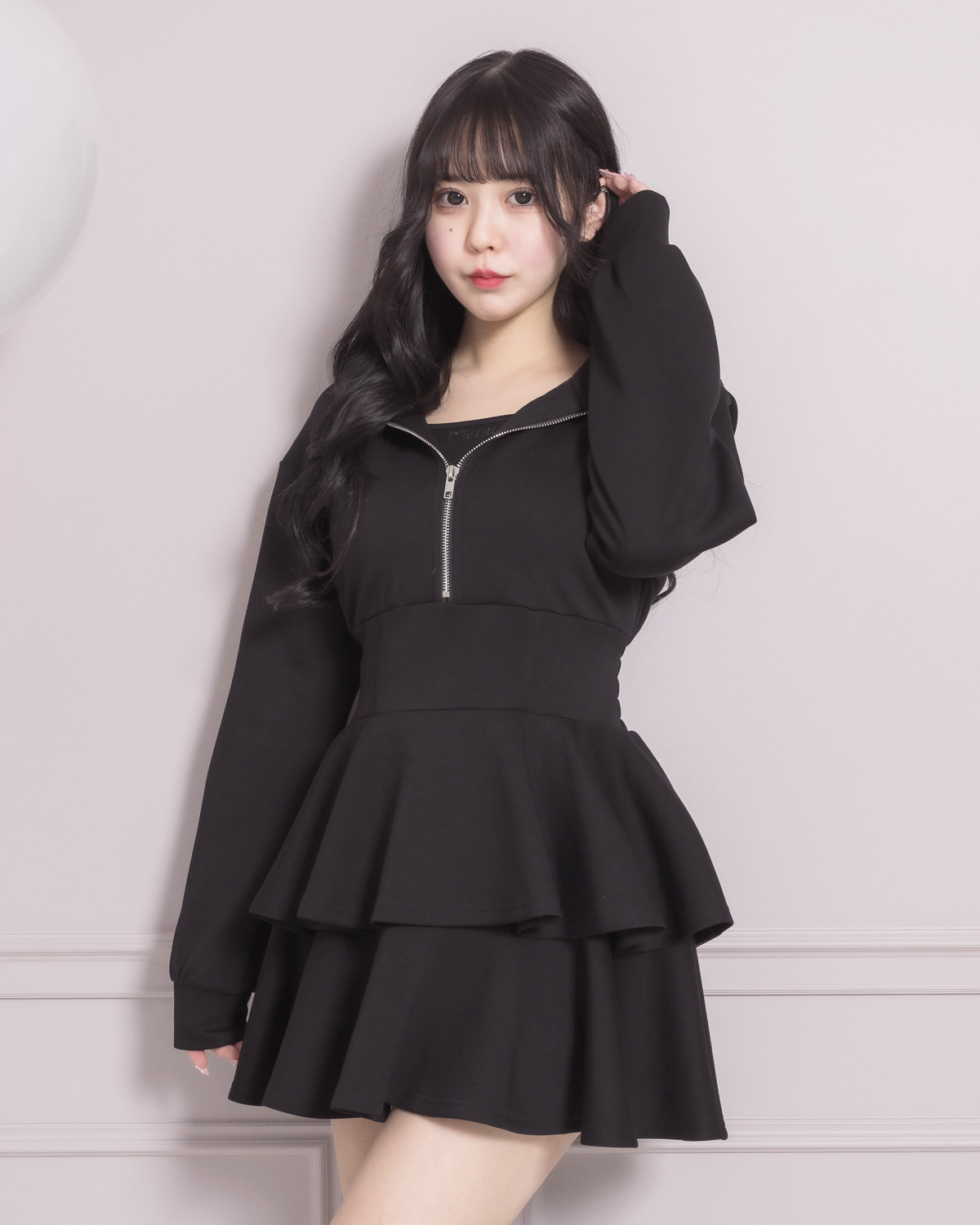 モデル身長:157cm/着用カラー:ブラック