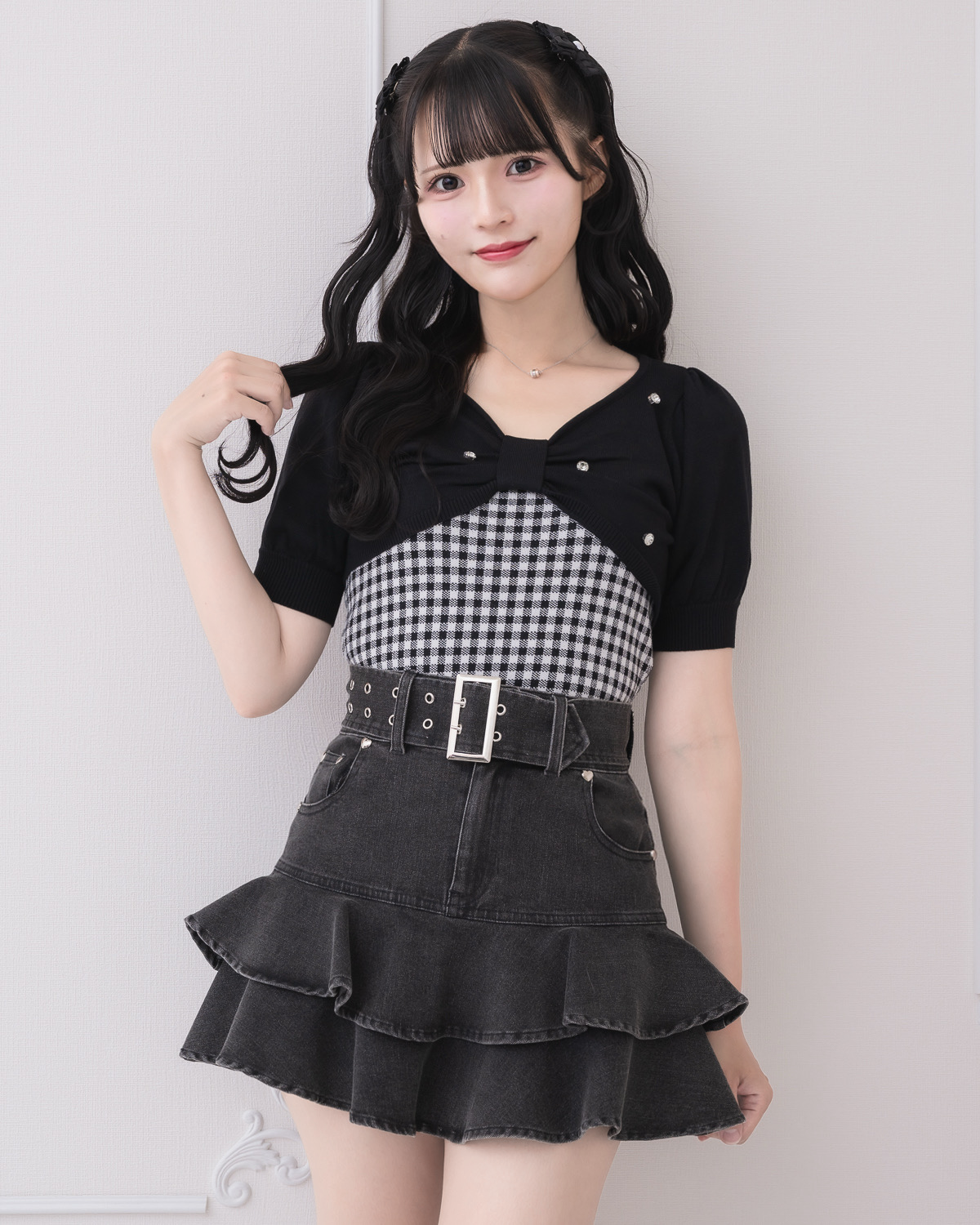 モデル身長：162cm/着用カラー：ホワイト×ブラック