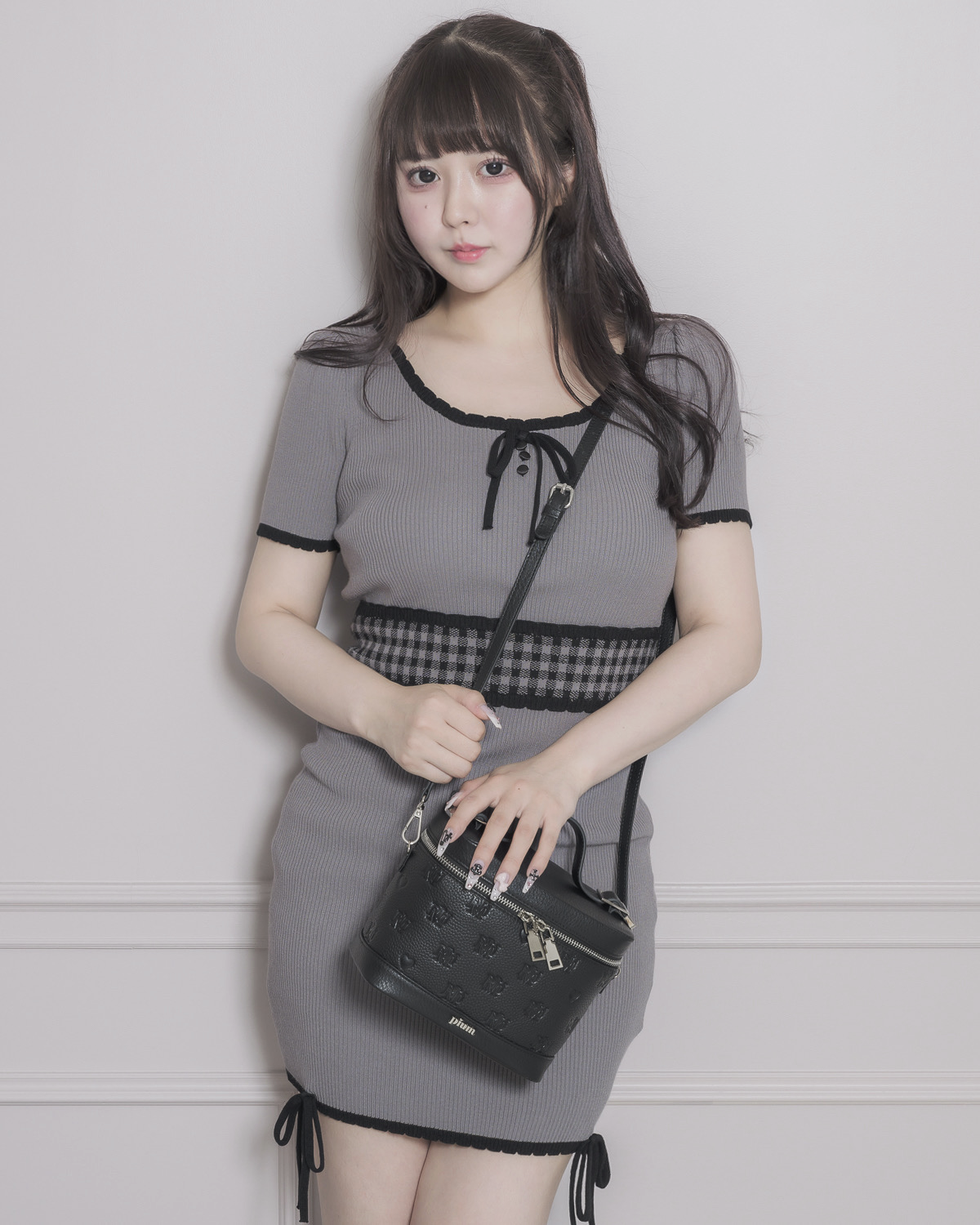 ピウム pium ワンピース ギンガムベルトドーリーニットワンピース – pium