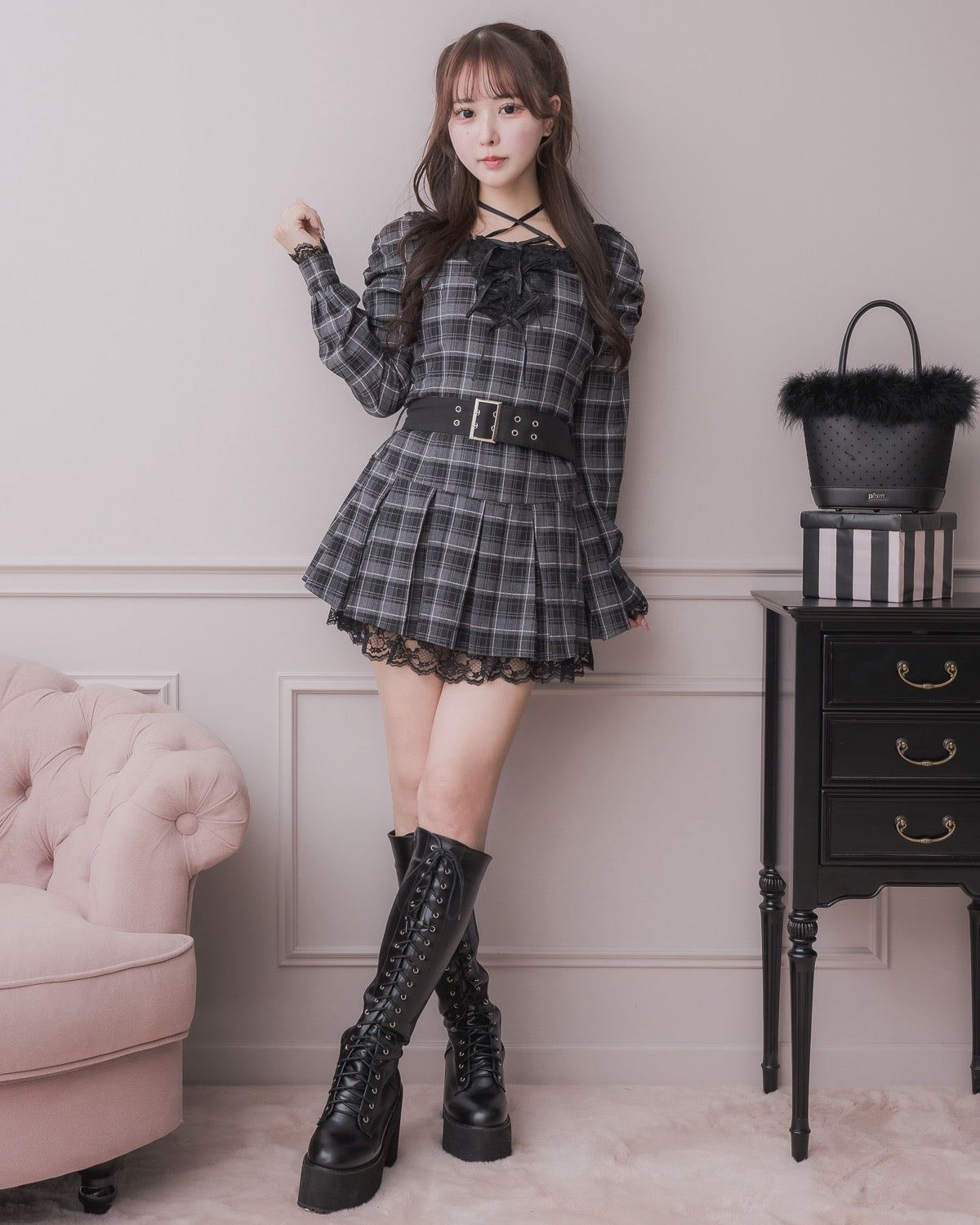 モデル身長:157cm/着用カラー:ブラックチェック