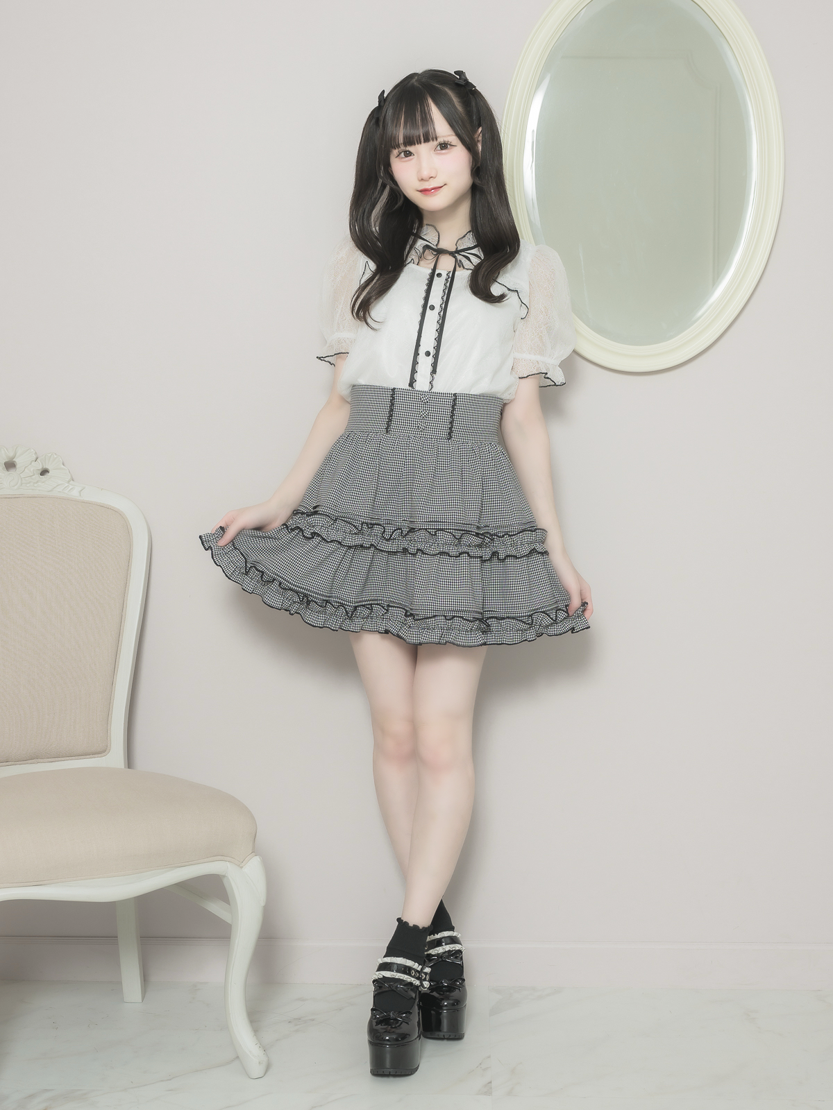 モデル身長：155cm/着用カラー:ホワイト