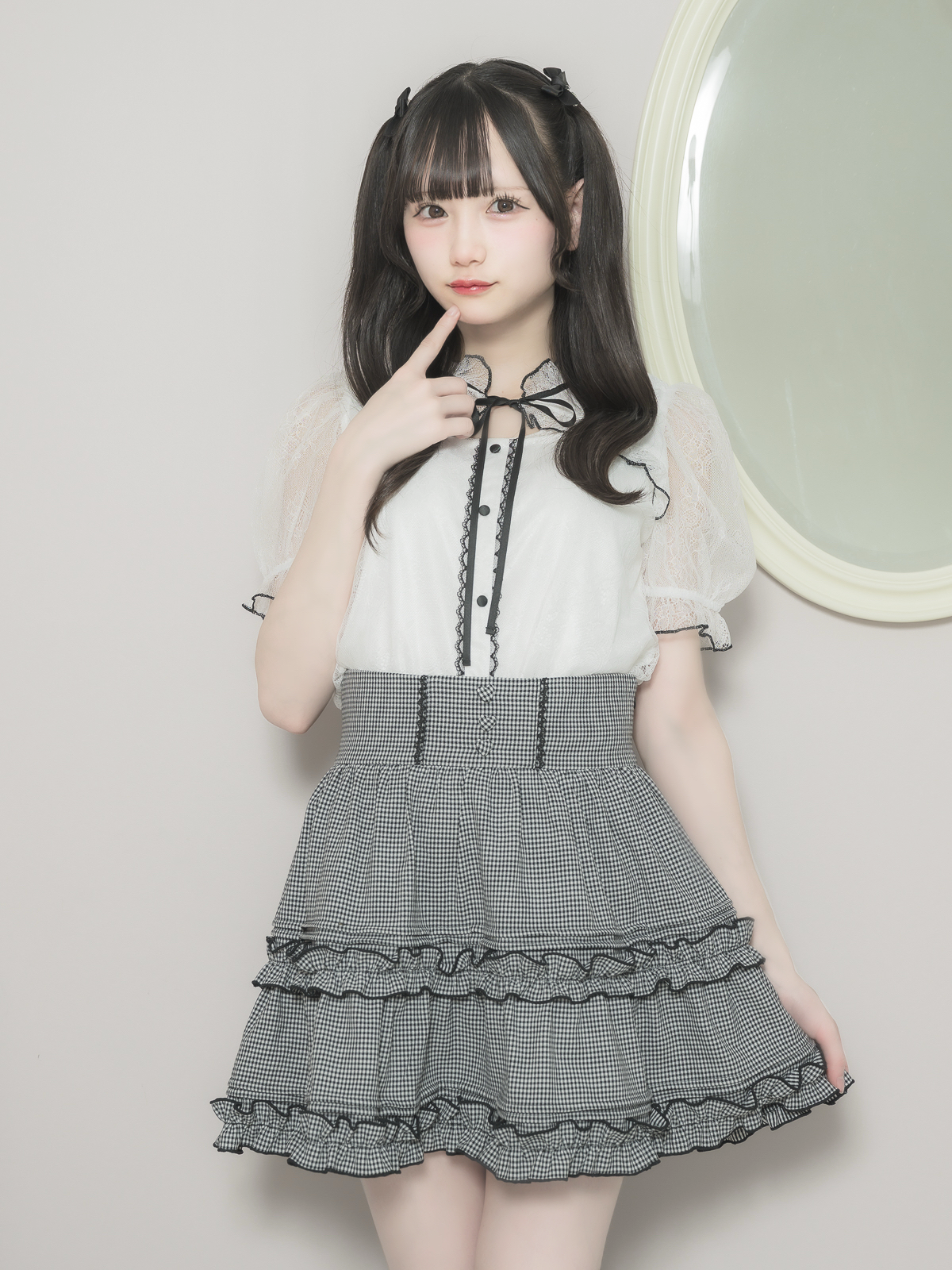 モデル身長：155cm/着用カラー:ホワイト
