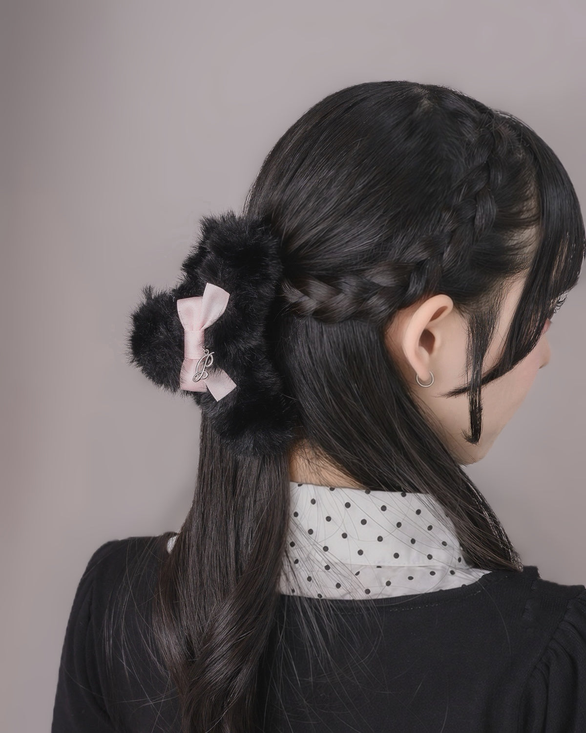 リボン付きファーヘアクリップ
