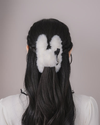 リボン付きファーヘアクリップ