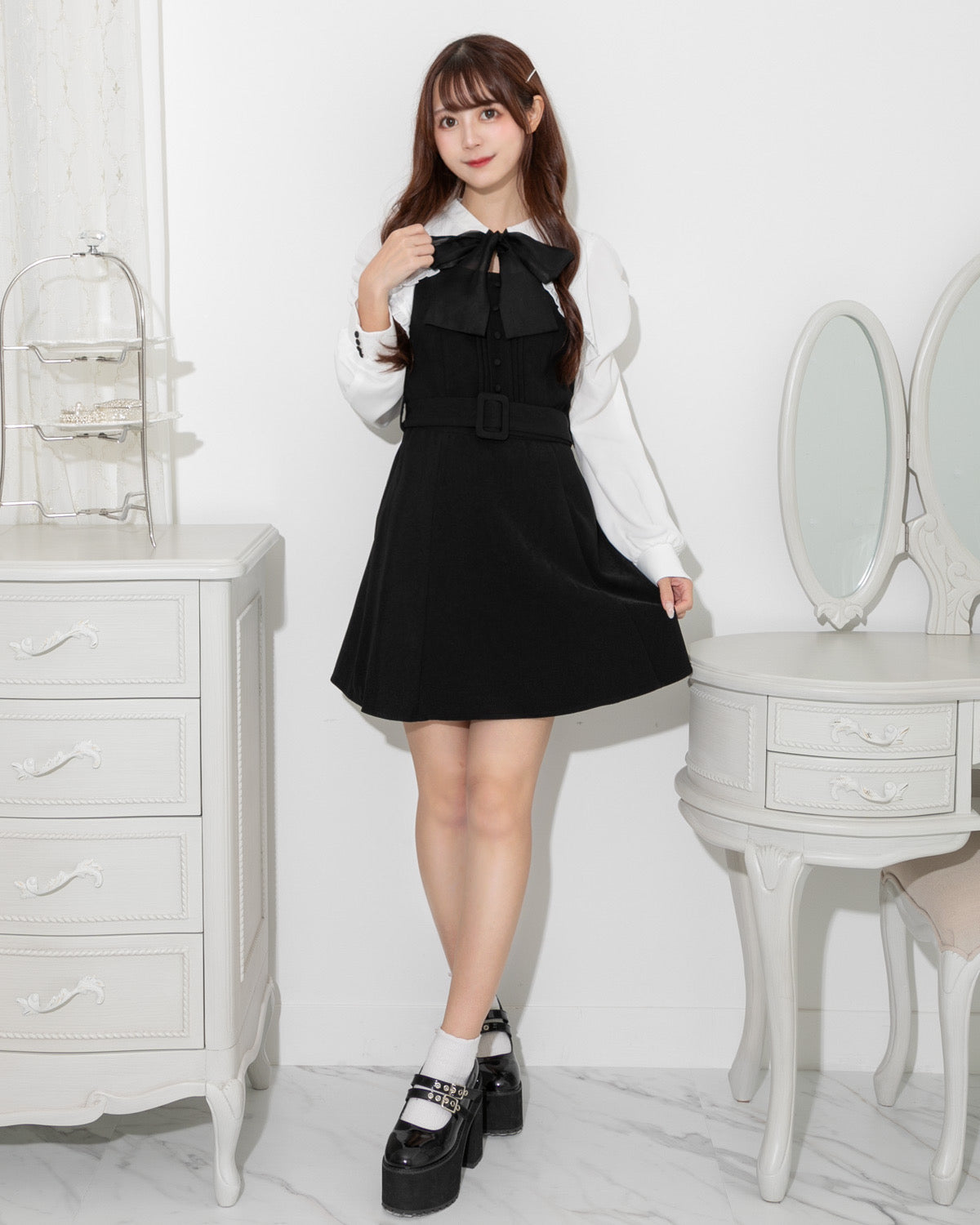 モデル身長:158cm/着用カラー:ブラック