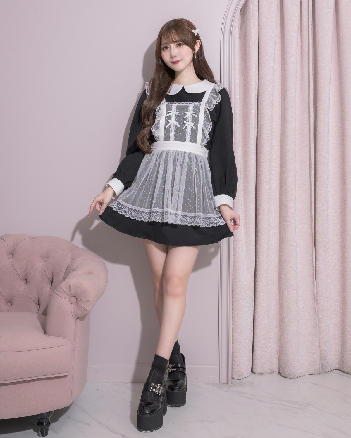 チュールエプロン付き丸襟ワンピース