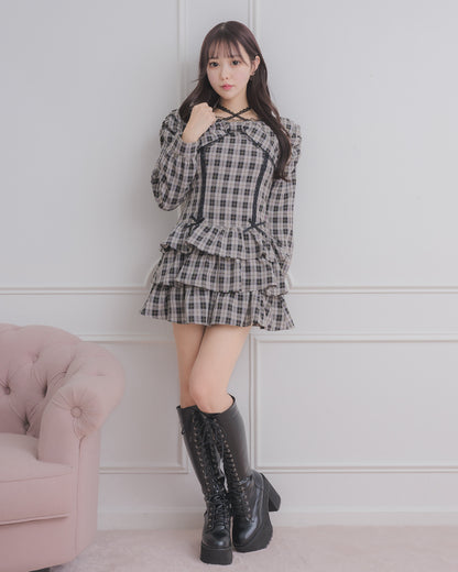 モデル身長：157cm/着用カラー：ベージュチェック