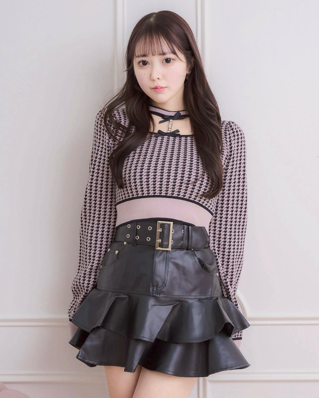 モデル身長：157cm/着用カラー:ブラック×ピンク