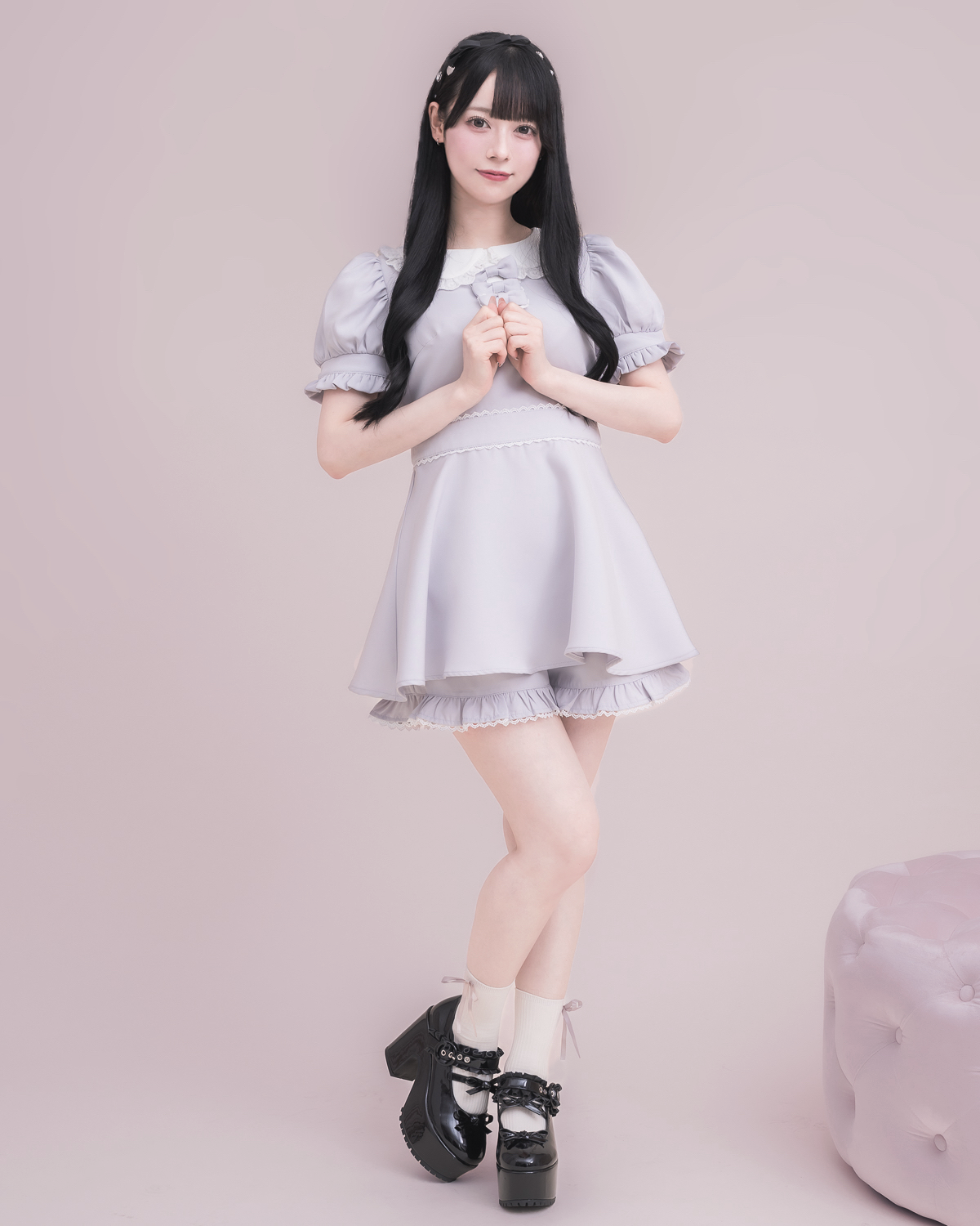 モデル身長:155cm/着用カラー : ブルーグレー