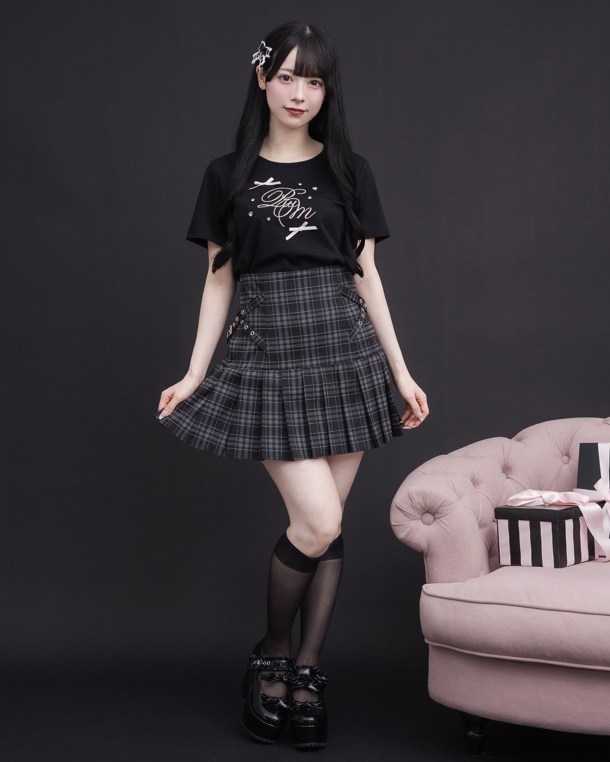 モデル身長:155cm/着用カラー:ブラックチェック