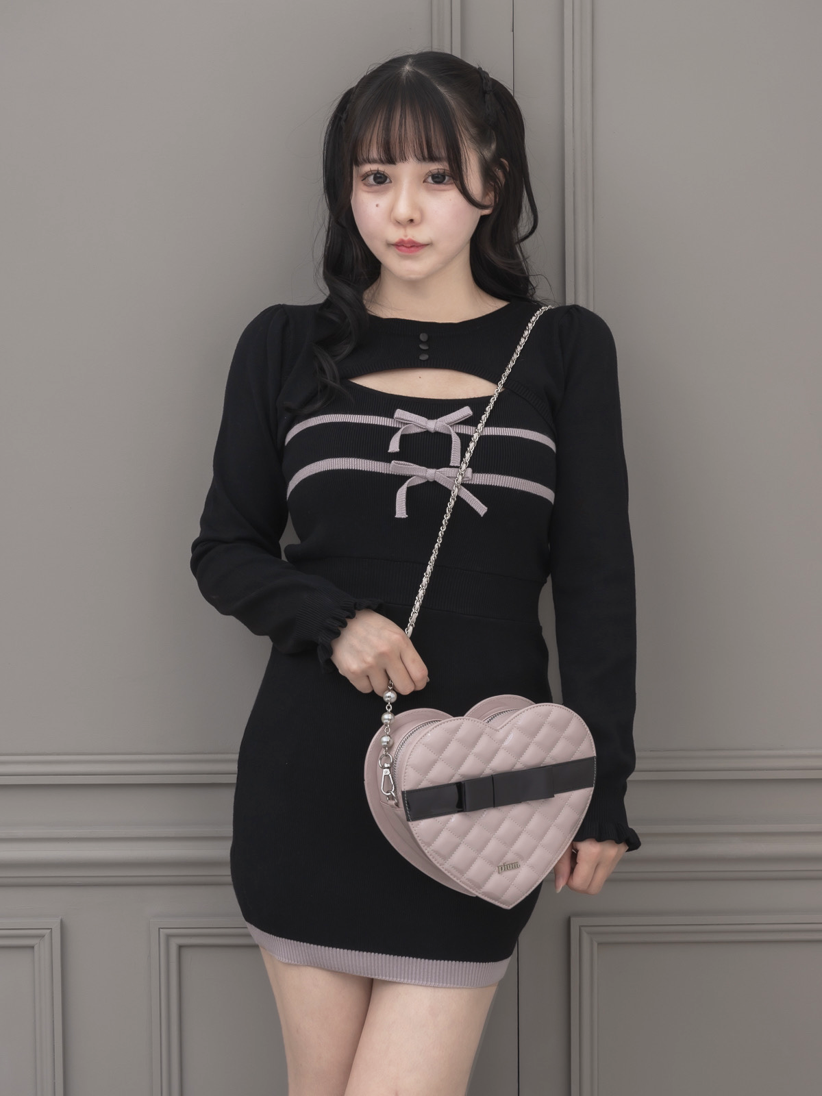 カラー:ブラック×ピンク