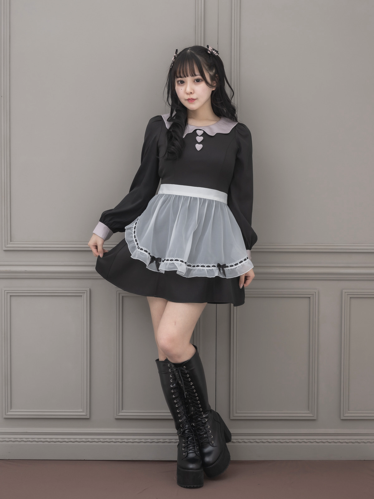 pium melty chocolate フリルエプロンワンピース ブラック melty chocolate フリルエプロンワンピース – pium