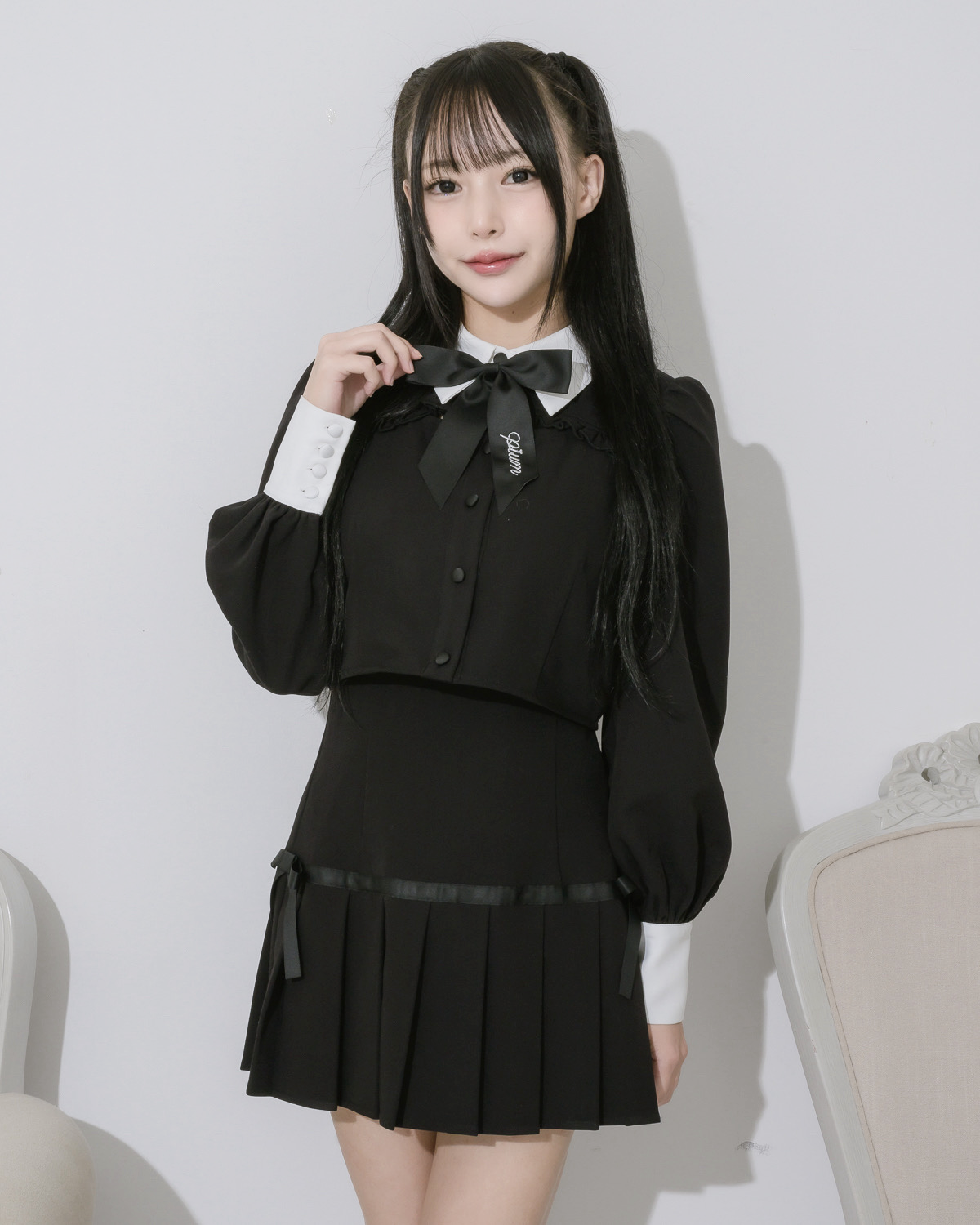 サイドリボンハイウエストプリーツスカート