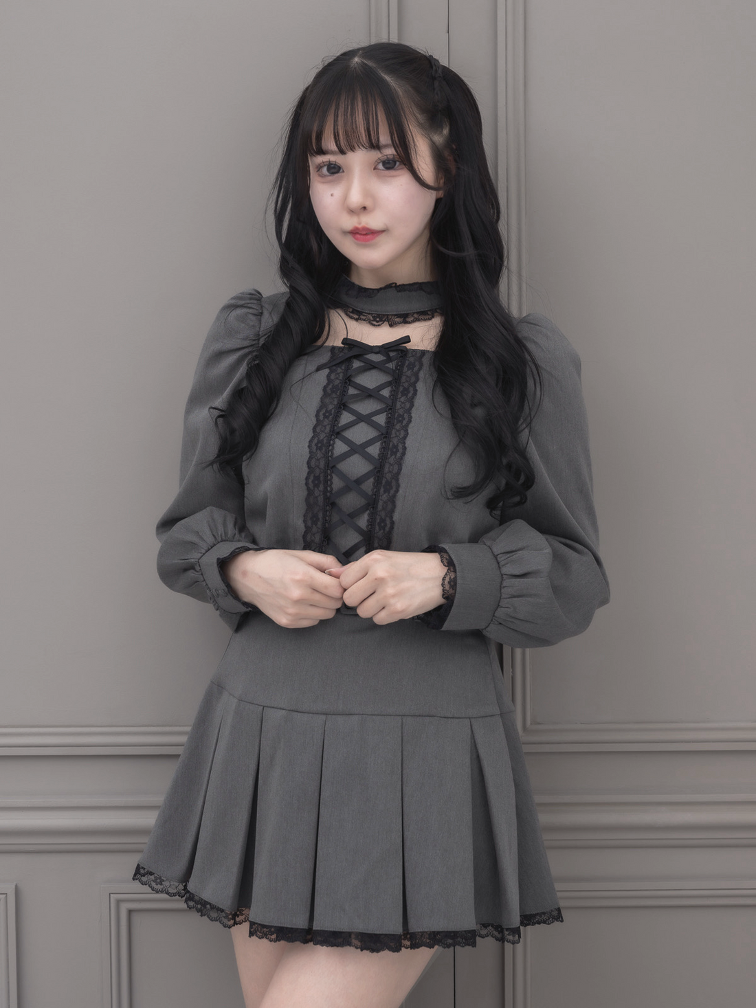 モデル身長：157cm/着用カラー：チャコール