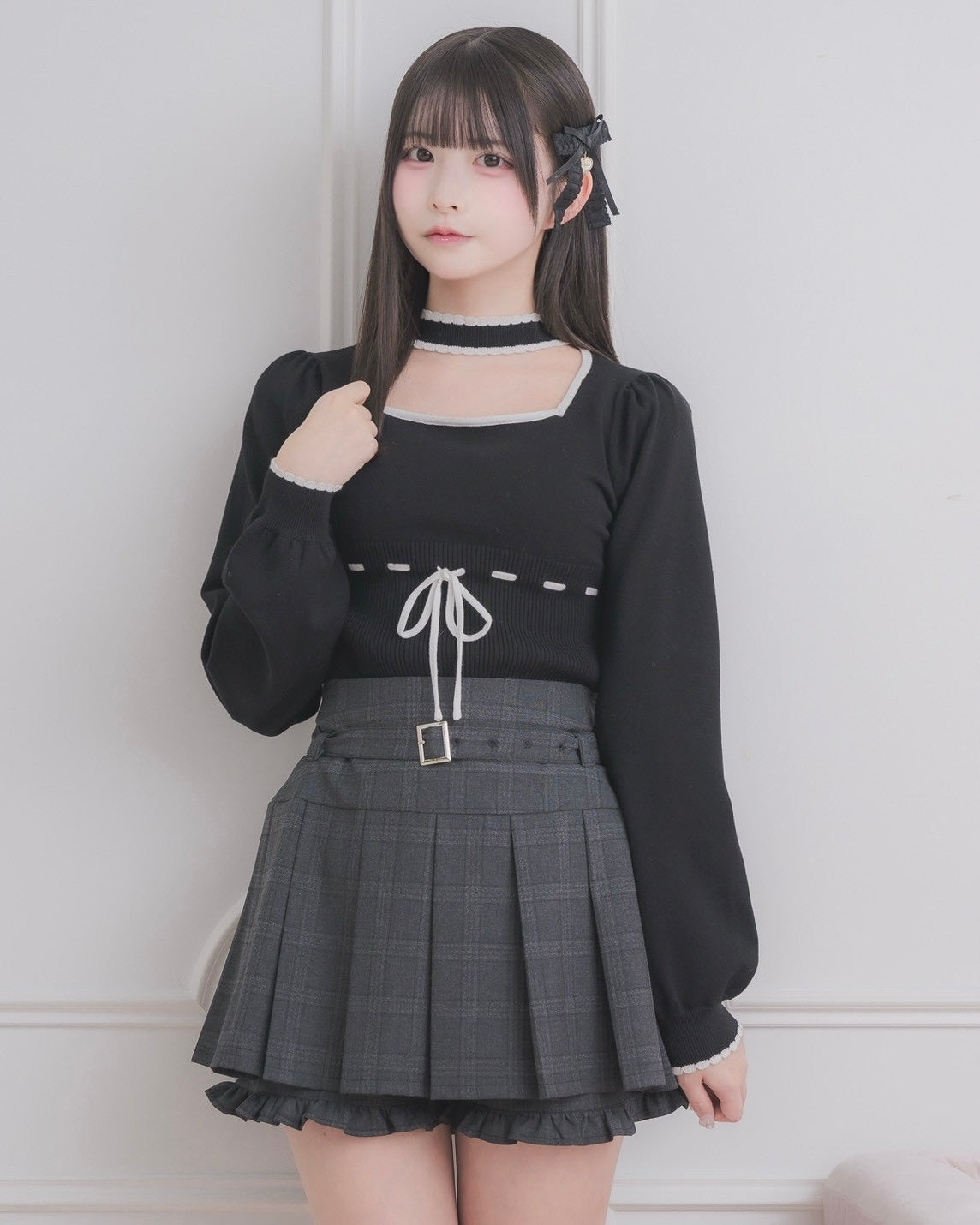 チョーカー付きバイカラーリボンニット – pium