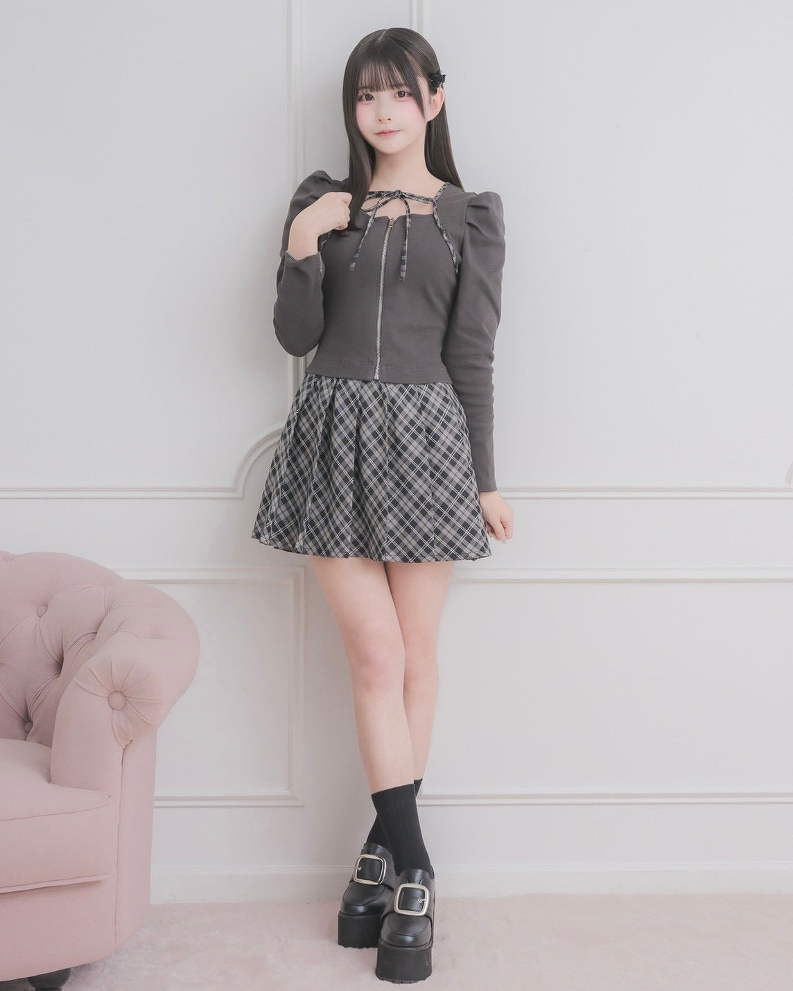 モデル身長：158cm/着用カラー:チャコール