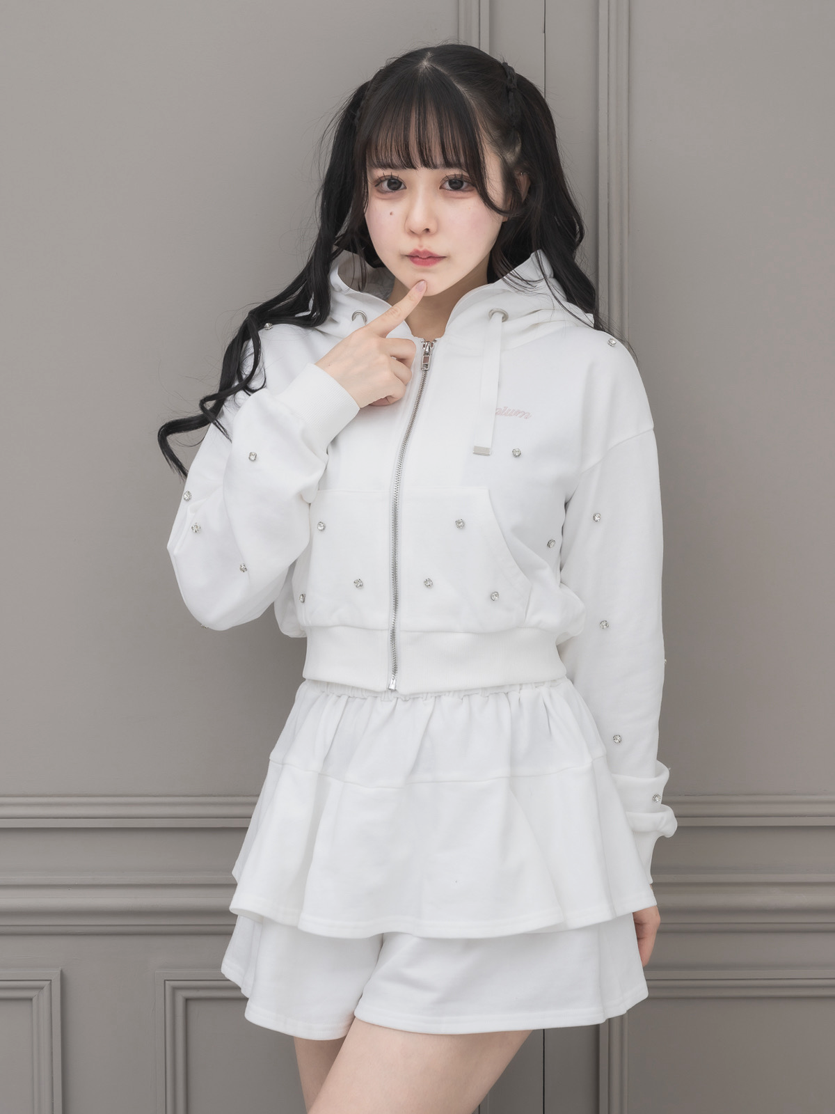 モデル身長:157cm/着用カラー:ホワイト