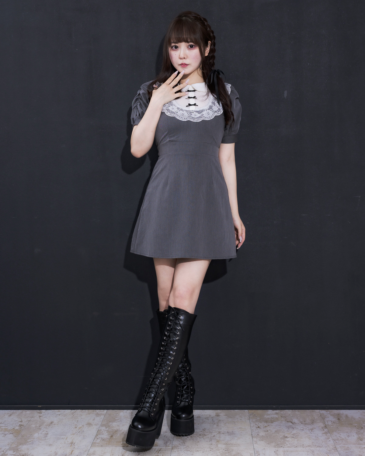 モデル身長:157cm/着用カラー:チャコール