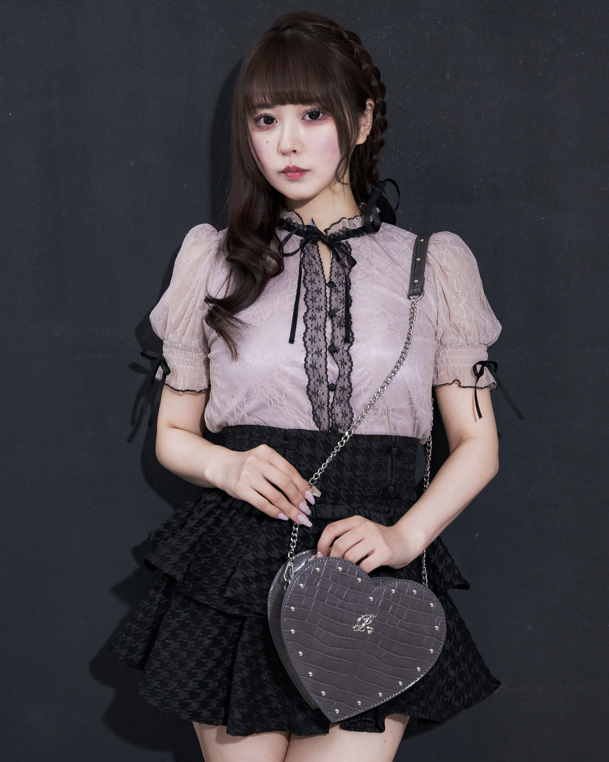 カラー:ダークグレー