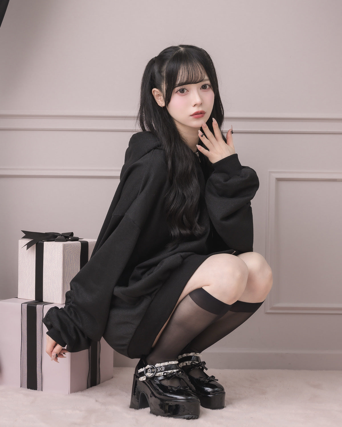 モデル身長：155cm/着用カラー:ブラック