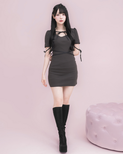 モデル身長：155cm/着用カラー : チャコール