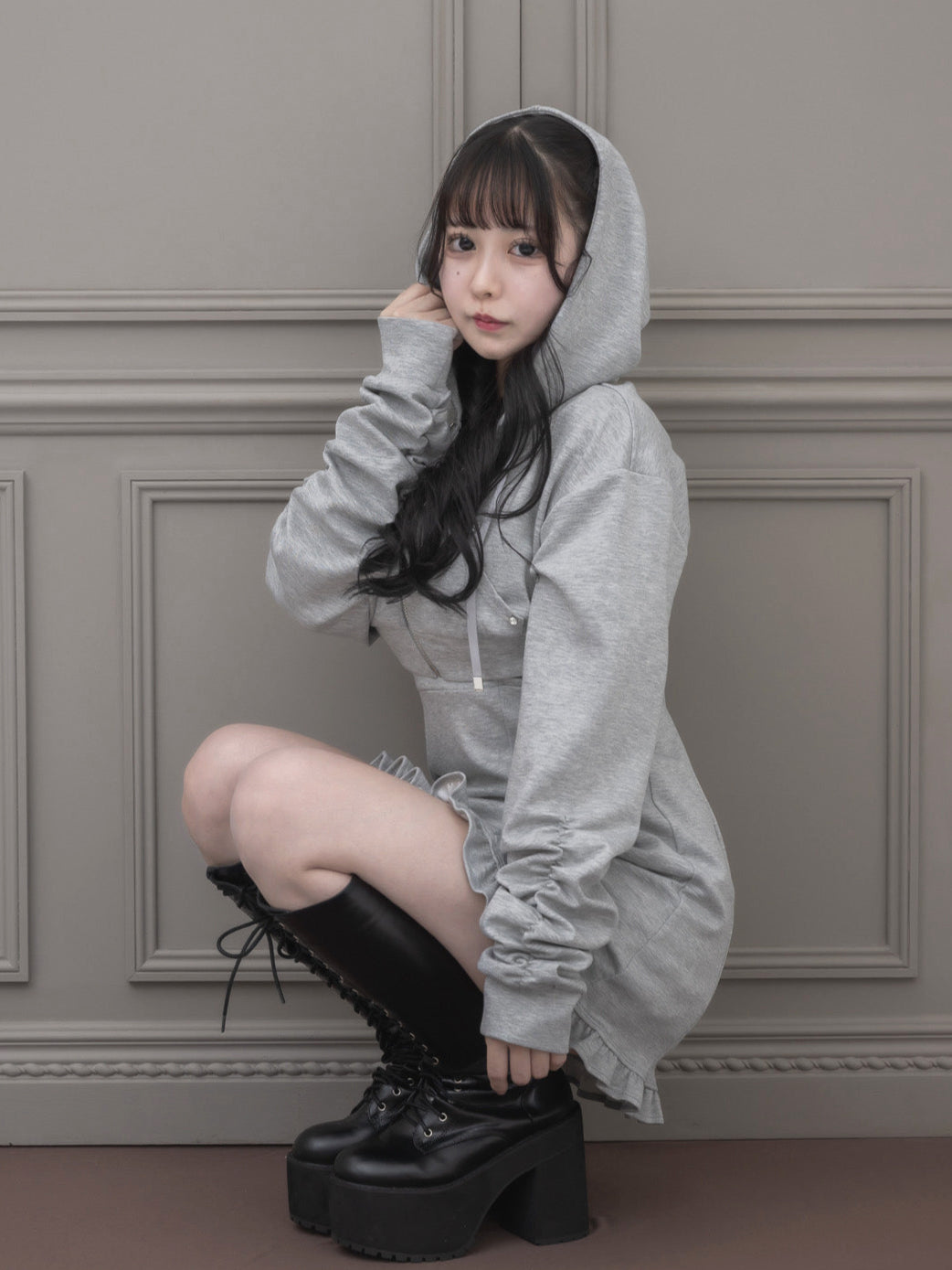 モデル身長:157cm/着用カラー:グレー