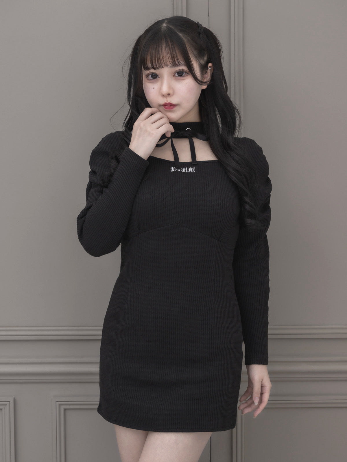 モデル身長:157cm/着用カラー:ブラック