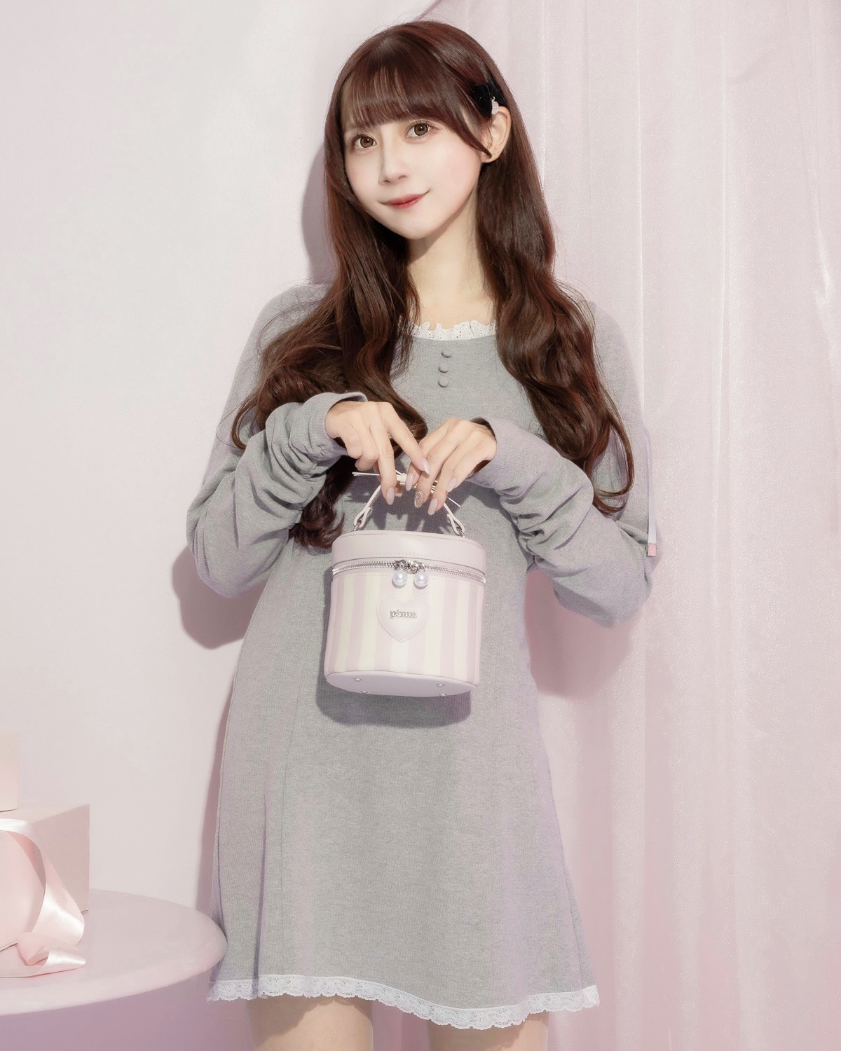 カラー:ホワイト×ピンク