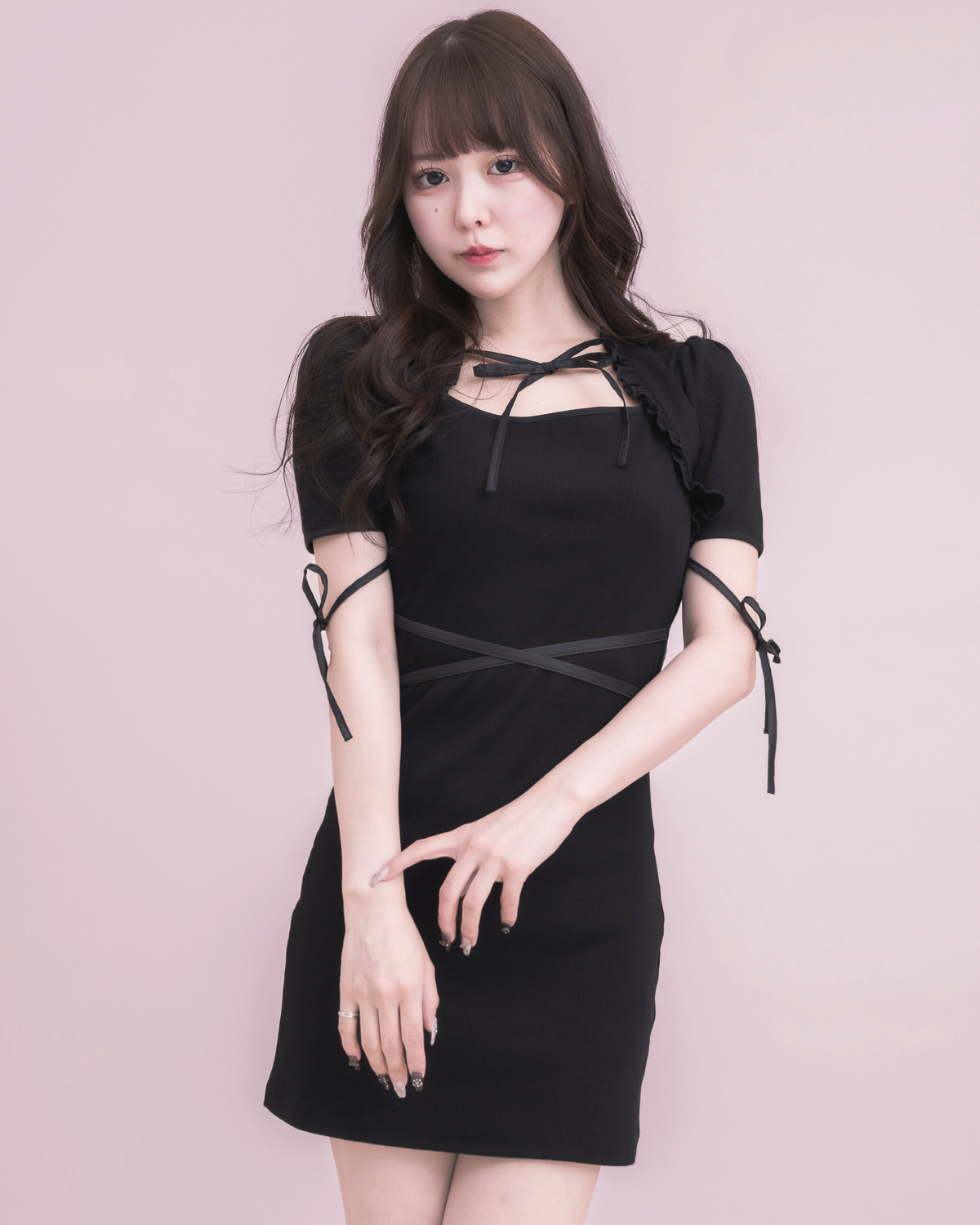 モデル身長：157cm/着用カラー : ブラック