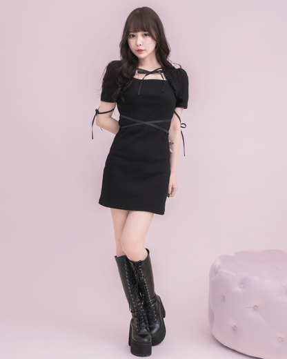 モデル身長：157cm/着用カラー : ブラック