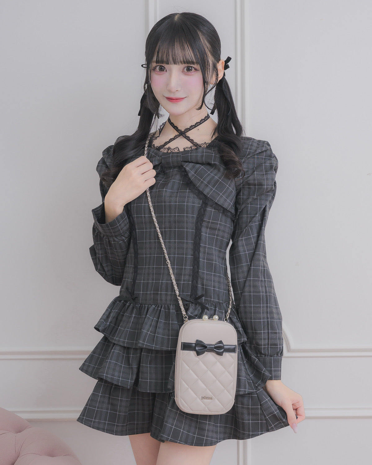 モデル身長：157cm/着用カラー : ブラックチェック