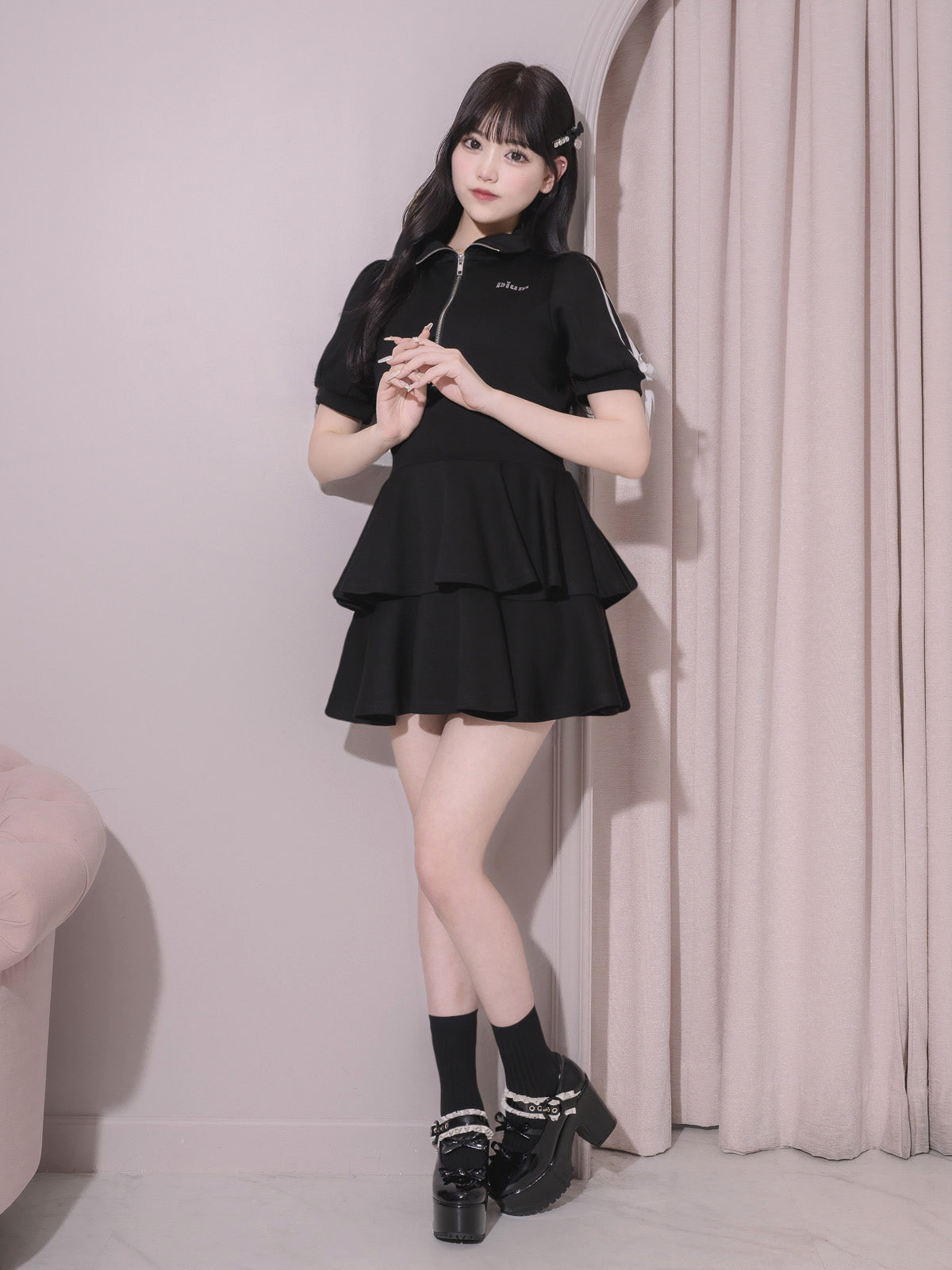 モデル身長:158cm/着用カラー:ブラック