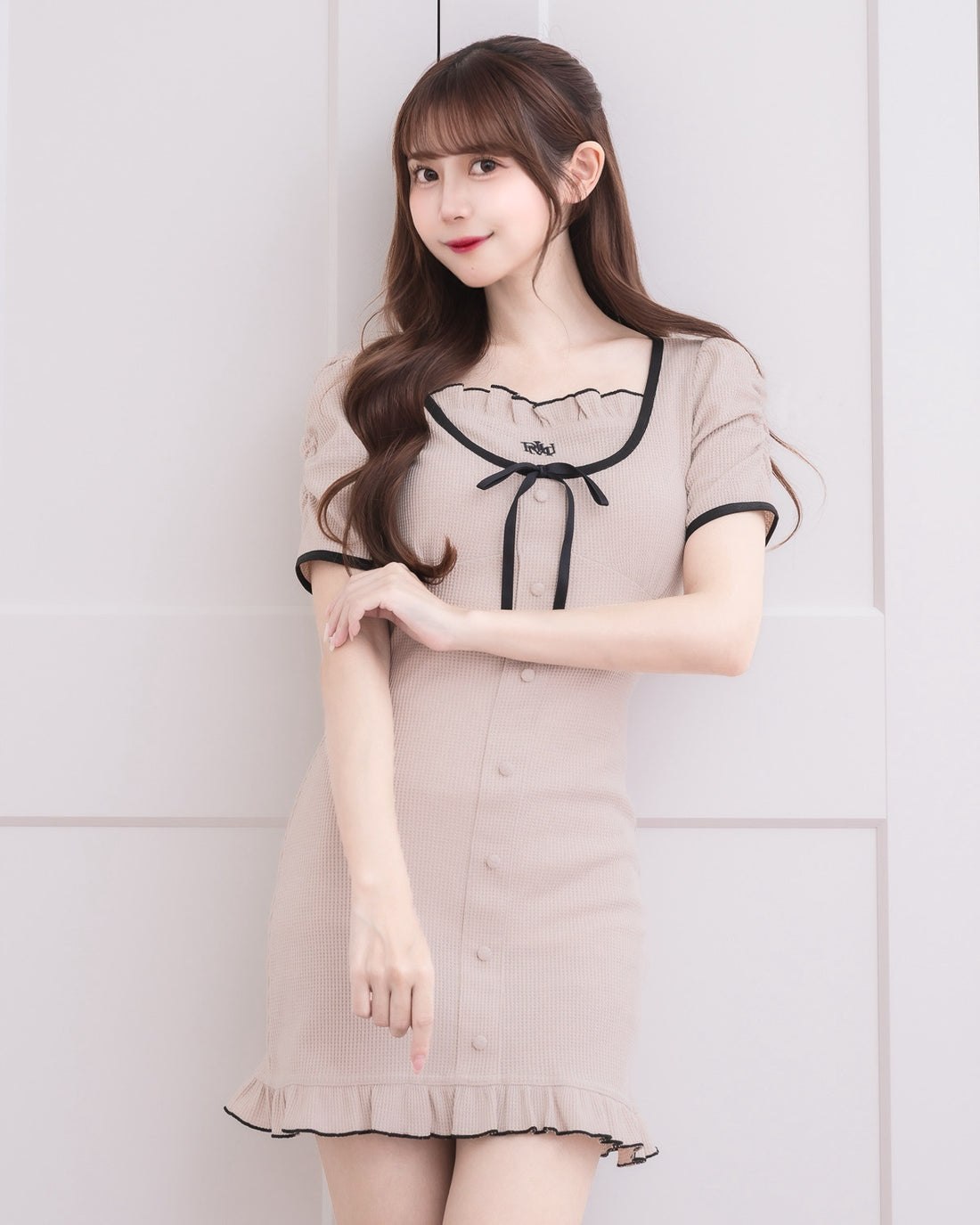 モデル身長：159cm/着用カラー:グレージュ