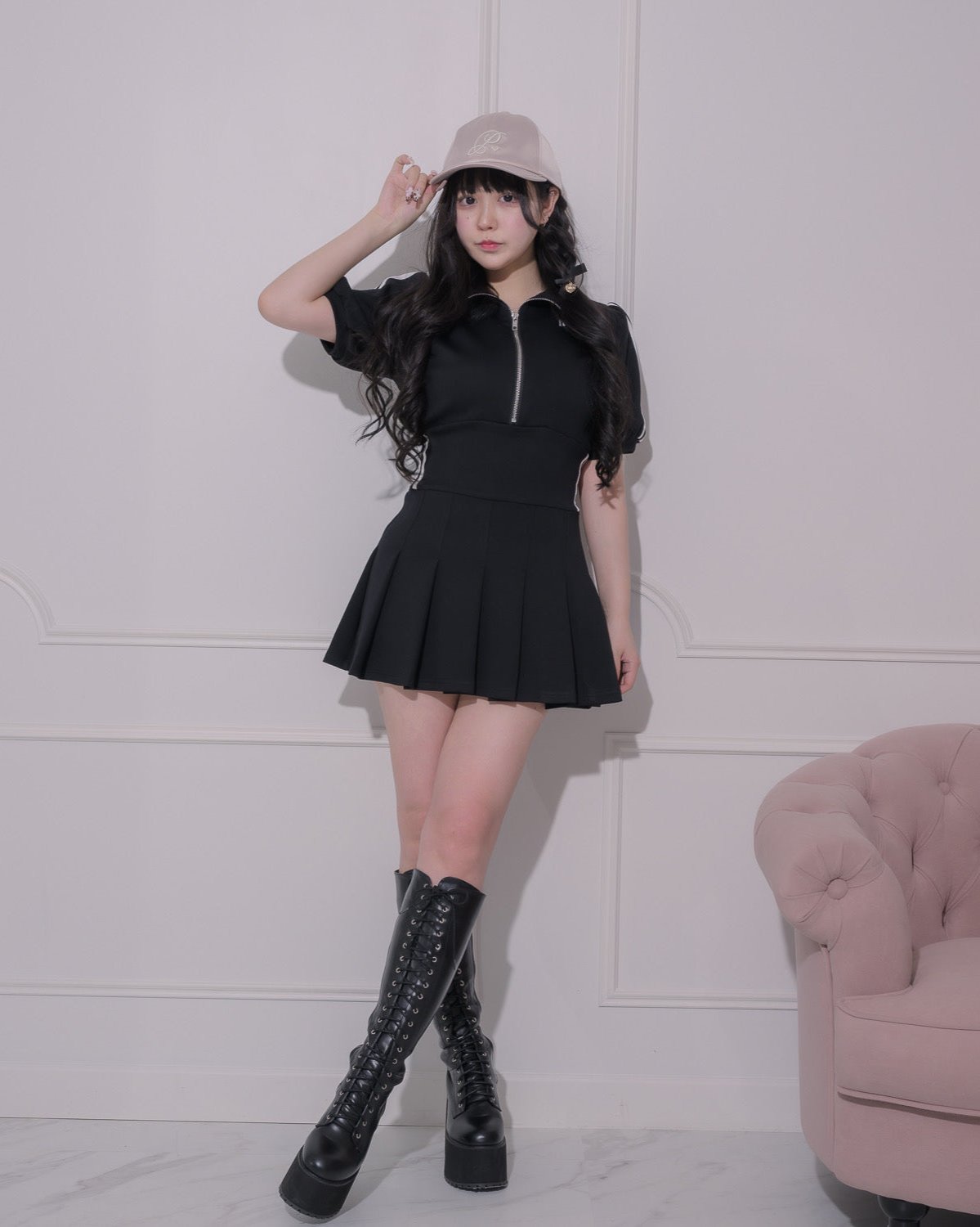 モデル身長:157cm/着用カラー:ブラック