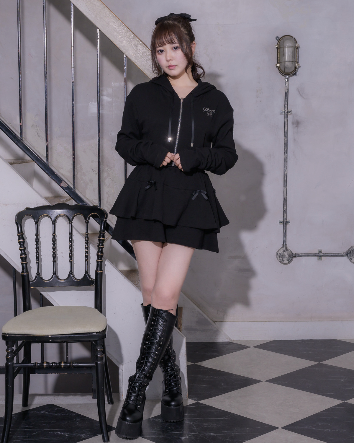 モデル身長:157cm/着用カラー:ブラック