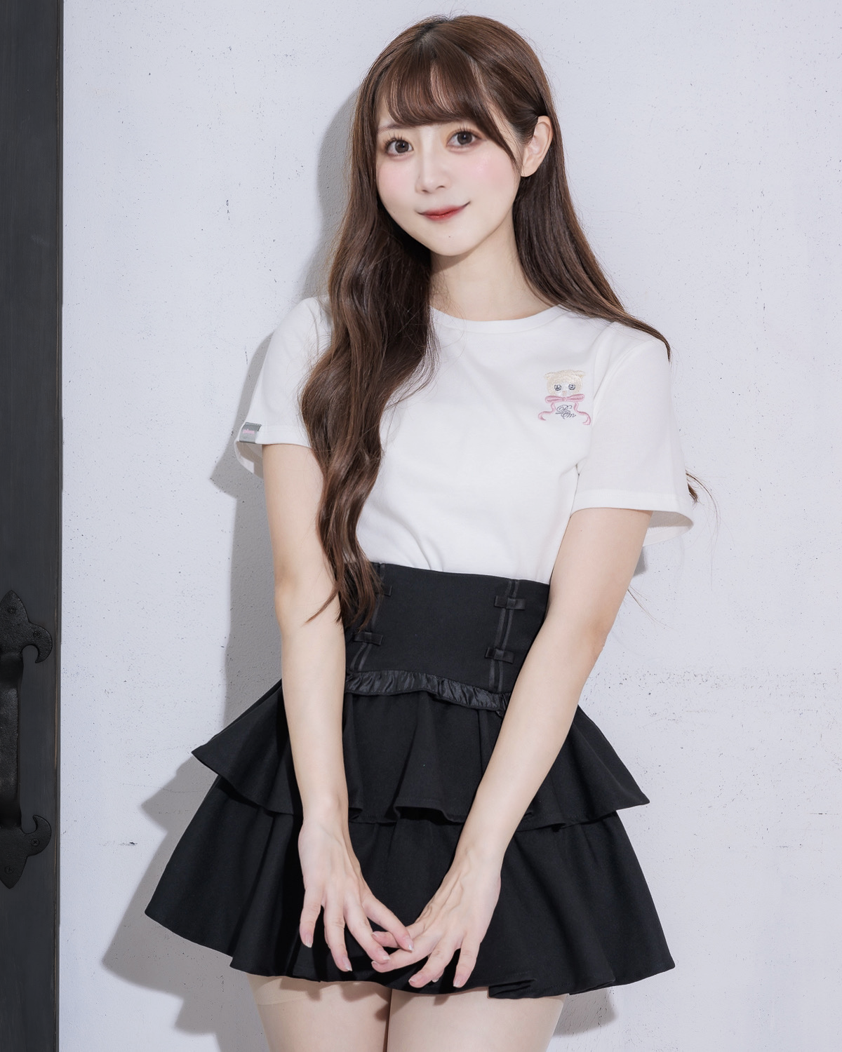 モデル身長:159cm/着用カラー: ホワイト×ピンク