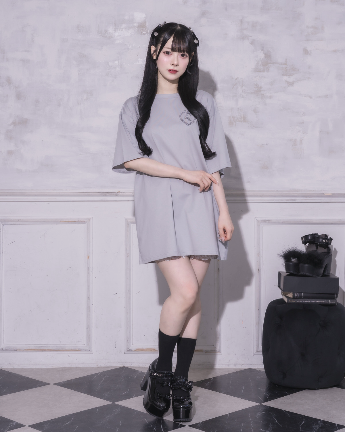 モデル身長:155cm/着用カラー : ブルーグレー