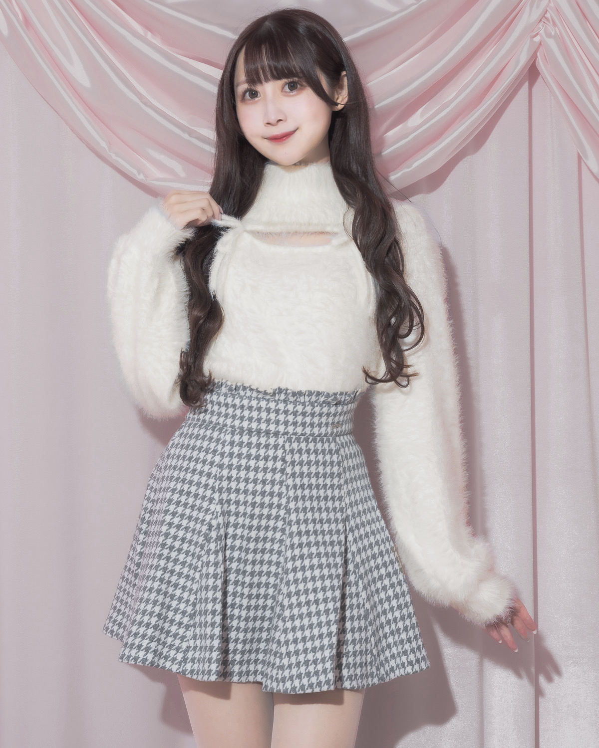 モデル身長:159cm/着用カラー:ホワイト