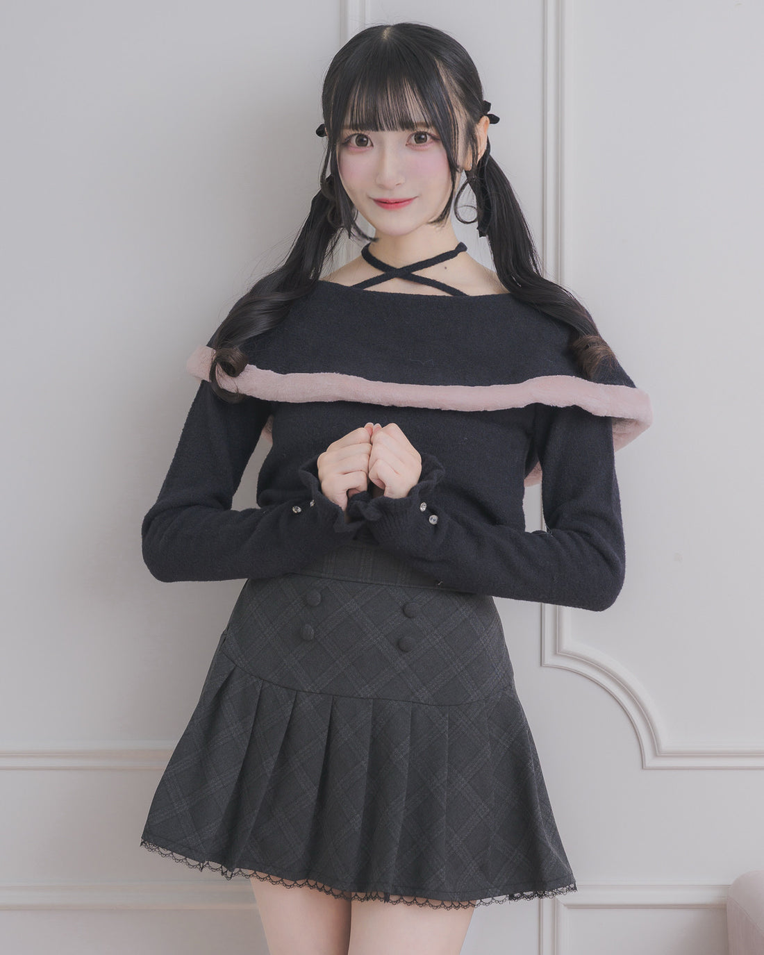 モデル身長：157cm/着用カラー:ブラック×ピンク