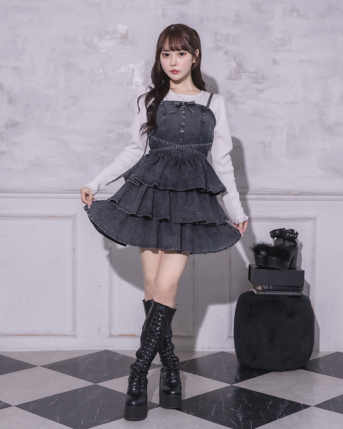 モデル身長:157cm/着用カラー : ブラックデニム