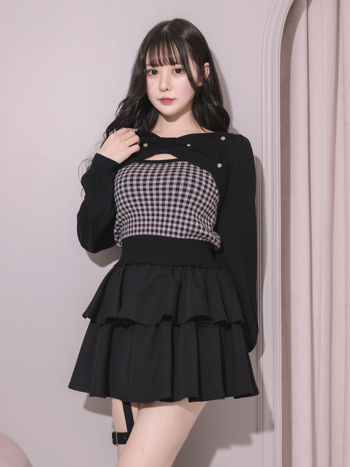 モデル身長:157cm/着用カラー:ピンク×ブラック