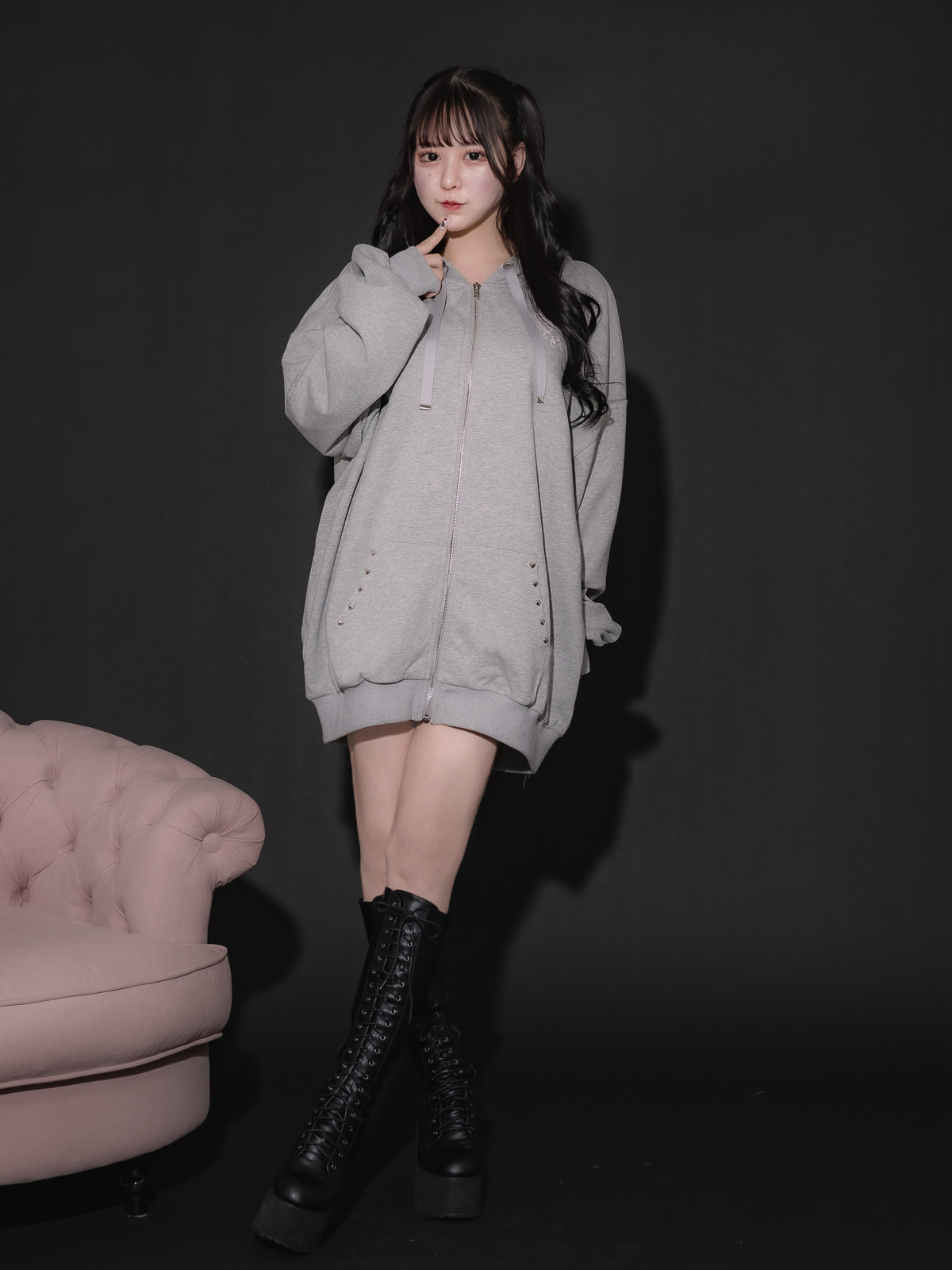 モデル身長:157cm/着用カラー:グレー